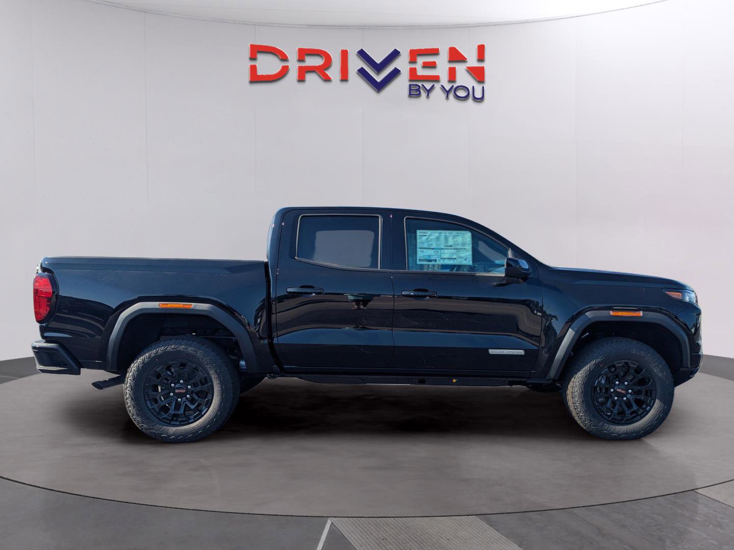 New 2026 GMC Canyon Elevation w/ Convenience Package image 7