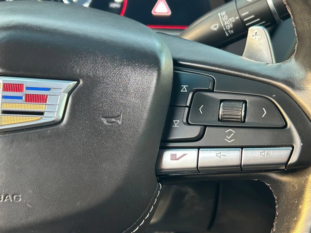 Used 2023 Cadillac CT4 V w/ Technology Package RWD image 39