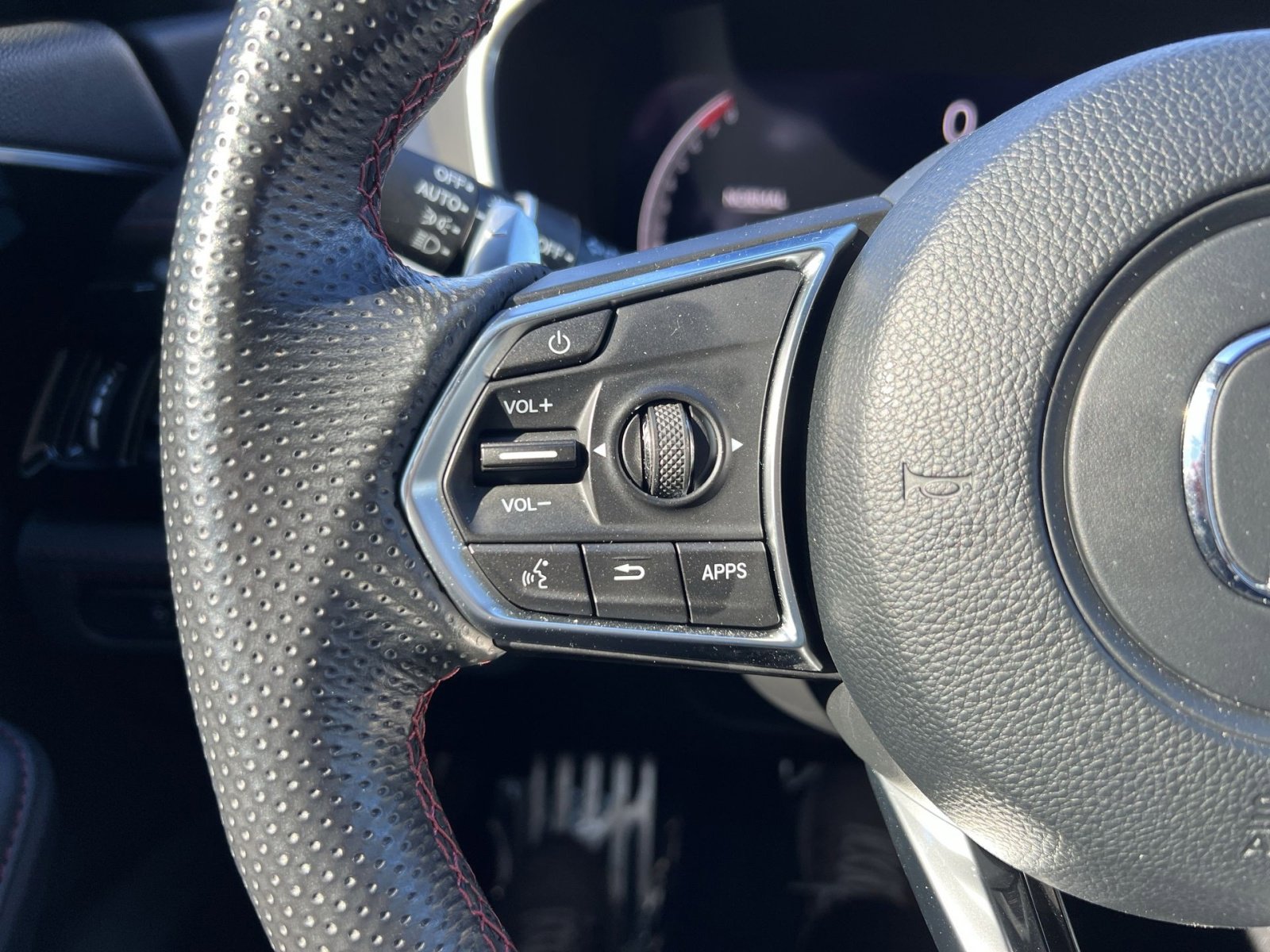 Used 2024 Acura MDX A-Spec image 34