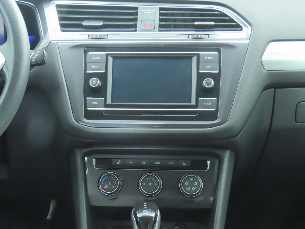 Certified 2022 Volkswagen Tiguan S image 14
