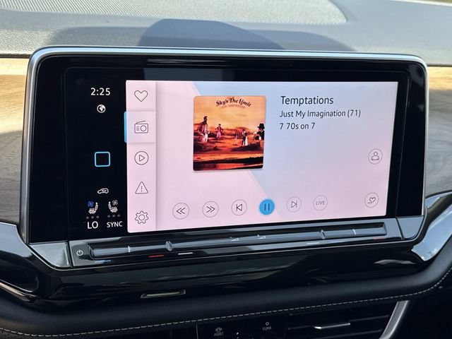 Certified 2024 Volkswagen Atlas SE w/ Panoramic Sunroof Package FWD image 11