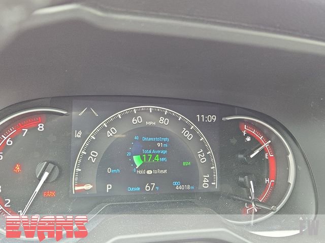 Used 2023 Toyota RAV4 XLE Premium AWD/4WD image 5