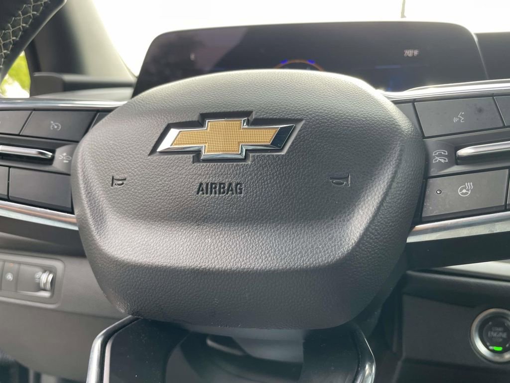 Used 2025 Chevrolet Traverse LT FWD image 28