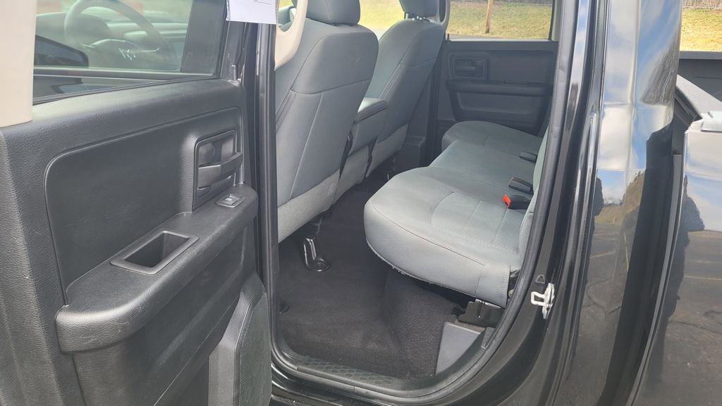 Used 2017 RAM 1500 Express w/ Express Value Package image 25