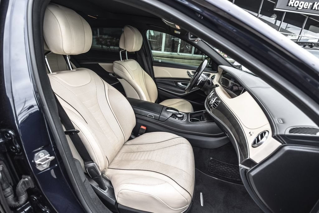 Used 2020 Mercedes-Benz S 560 Sedan image 31