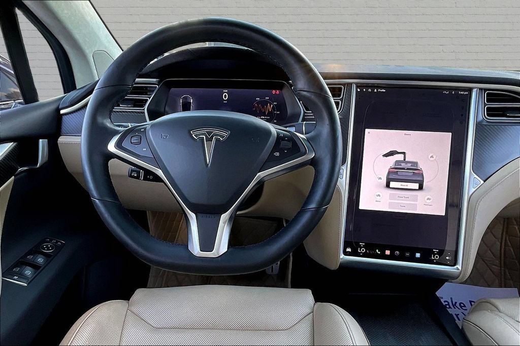 Used 2016 Tesla Model X Performance AWD/4WD image 8