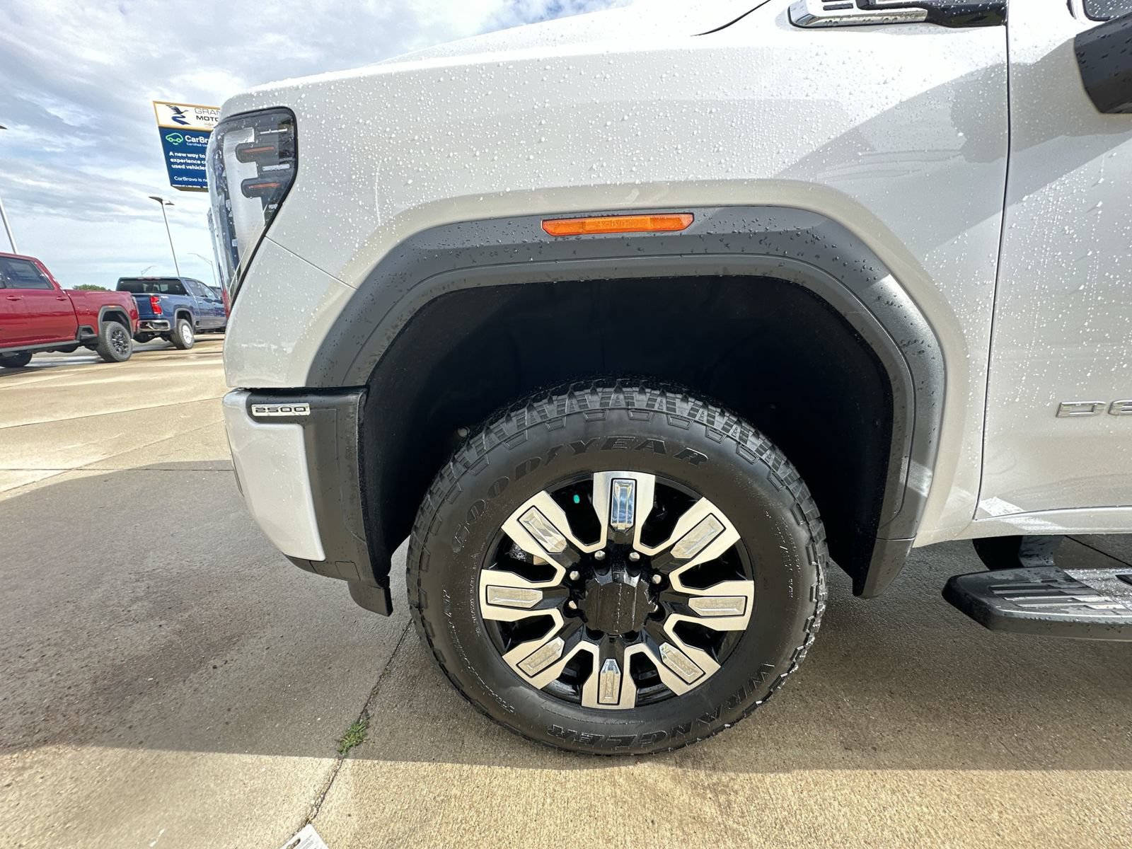 Certified 2024 GMC Sierra 2500 Denali w/ Denali Reserve Package AWD/4WD image 33