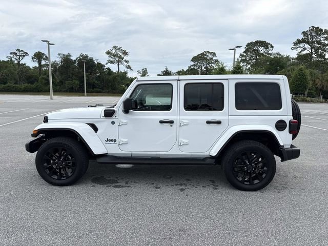 Used 2025 Jeep Wrangler Unlimited Sahara AWD/4WD image 6