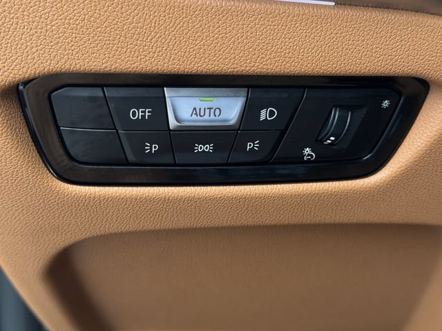 Used 2023 BMW 330e xDrive w/ Premium Package AWD/4WD image 24