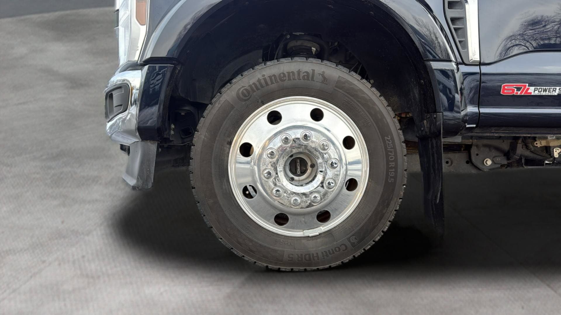 Certified 2025 Ford F450 XLT w/ FX4 Off-Road Package image 22