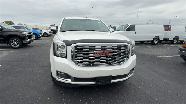 Used 2020 GMC Yukon Denali image 3