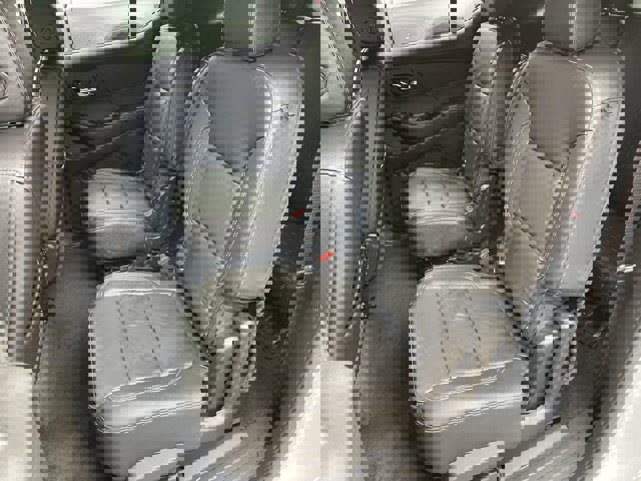 Certified 2022 Chevrolet Traverse LT image 24