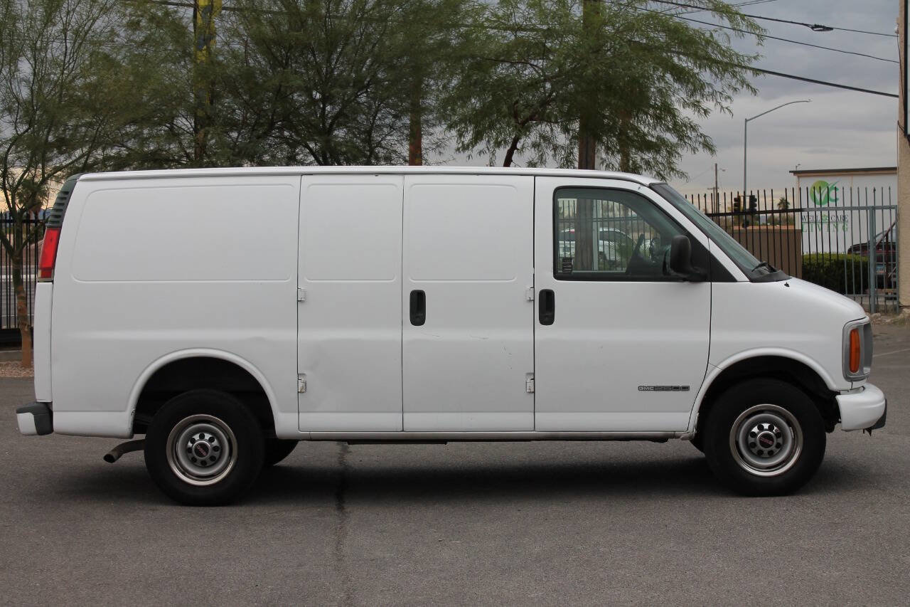 Used 1998 GMC Savana 2500 RWD image 9