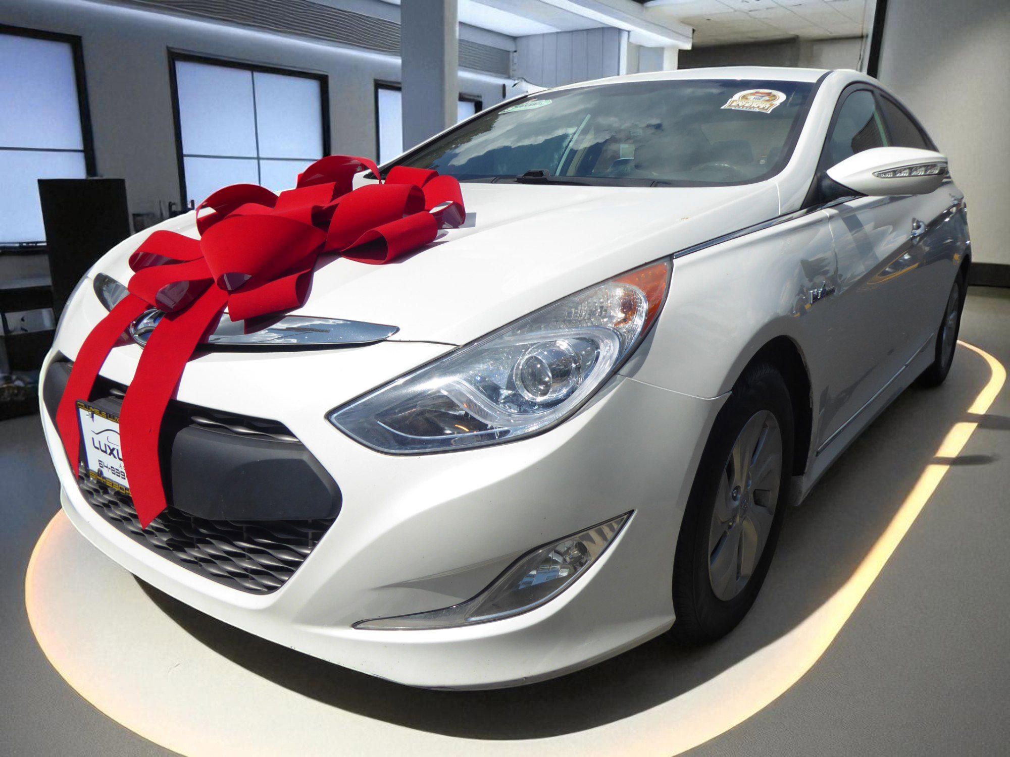 Used 2015 Hyundai Sonata Hybrid image 6