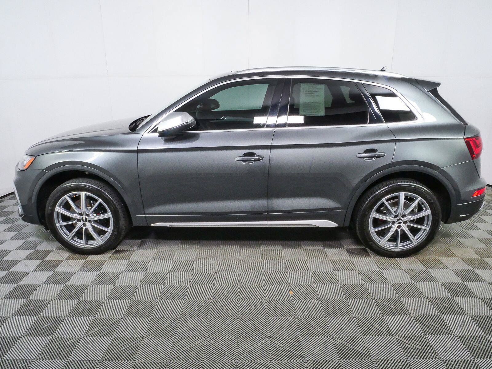 Used 2021 Audi SQ5 Premium w/ Convenience Package AWD/4WD image 24