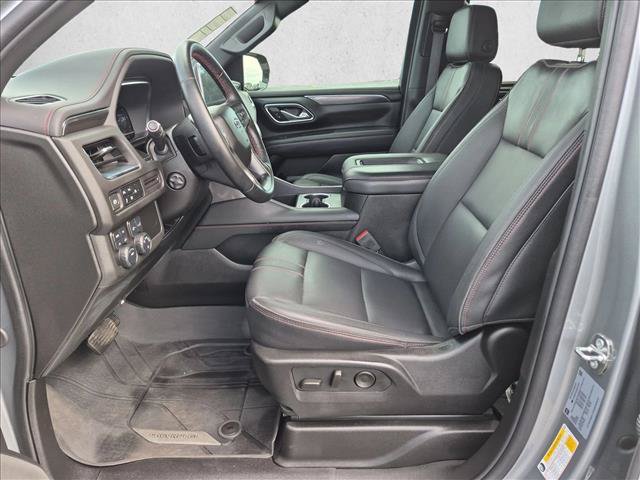 Used 2024 Chevrolet Suburban RST w/ Luxury Package AWD/4WD image 16