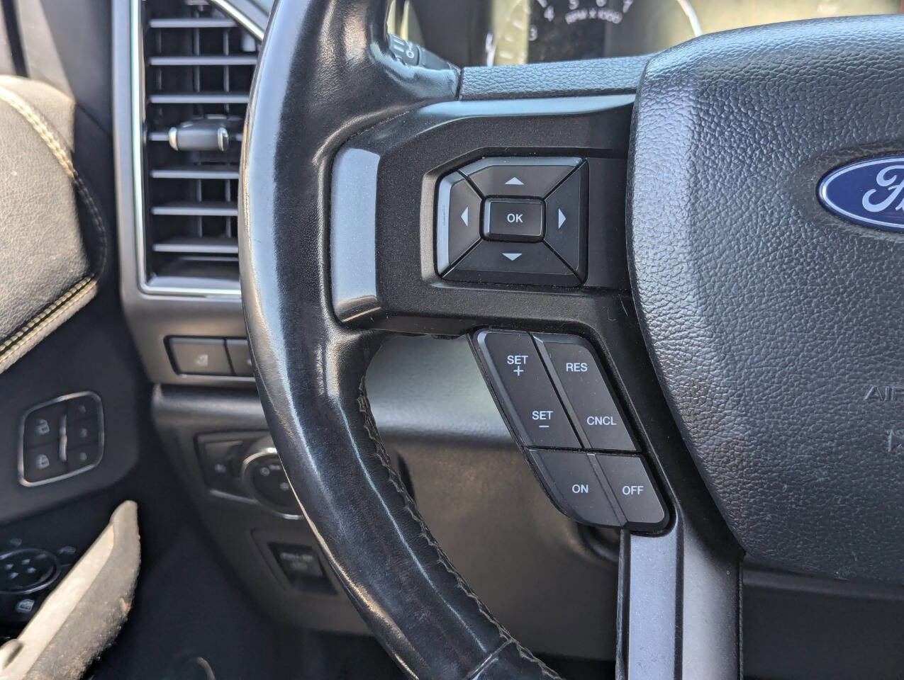 Used 2020 Ford Expedition Max Limited RWD image 21