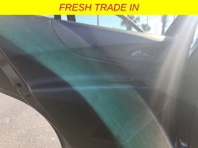 Used 2020 Chevrolet Equinox LT w/ Driver Convenience Package AWD/4WD image 13