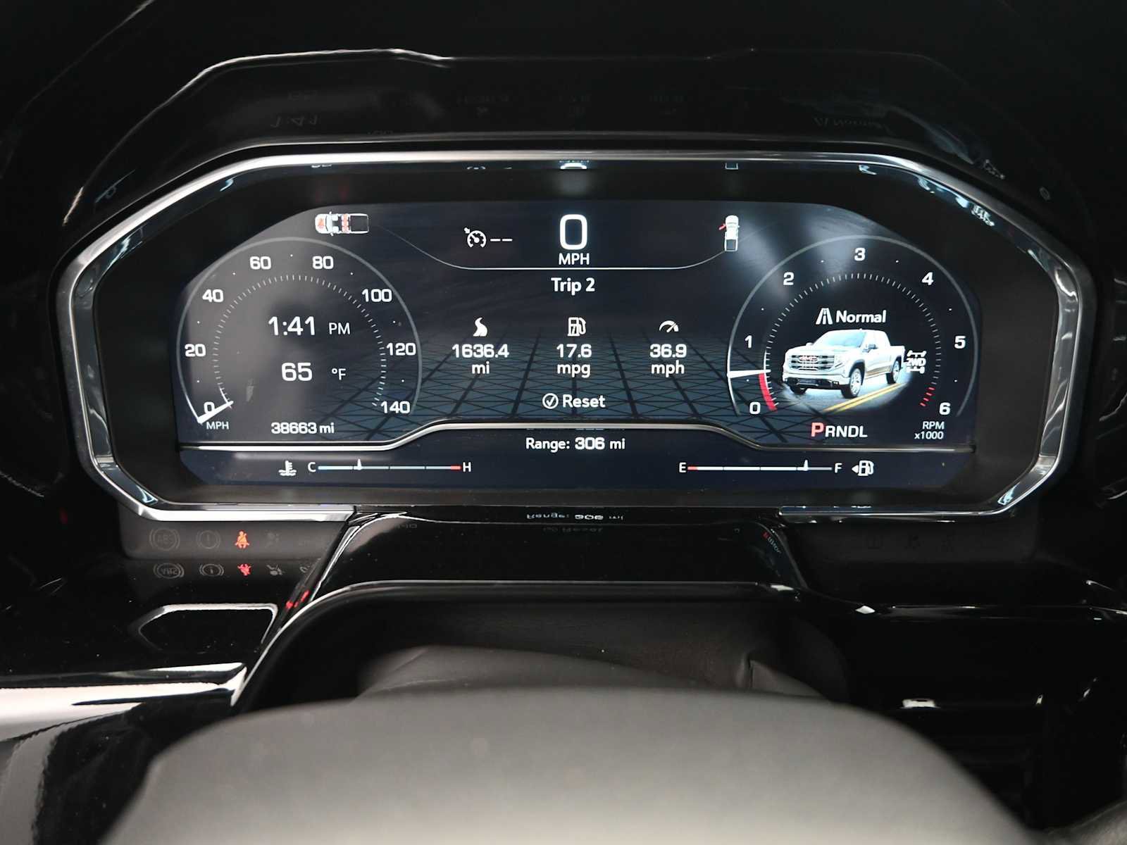 Used 2024 GMC Sierra 1500 SLT image 12