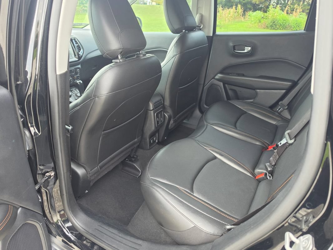 Used 2020 Jeep Compass Limited AWD/4WD image 12