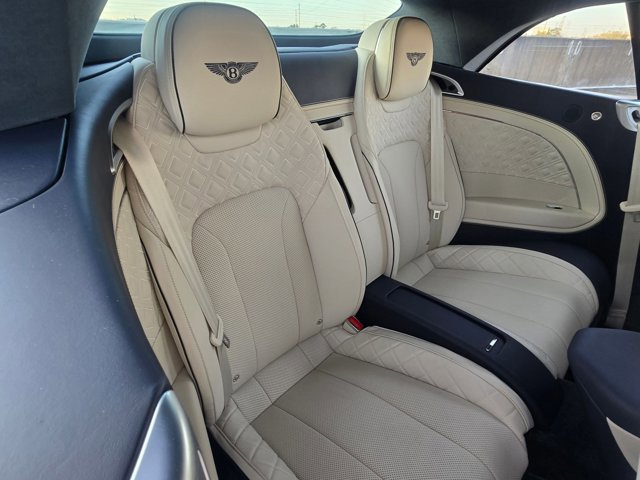 Used 2021 Bentley Continental GT image 18
