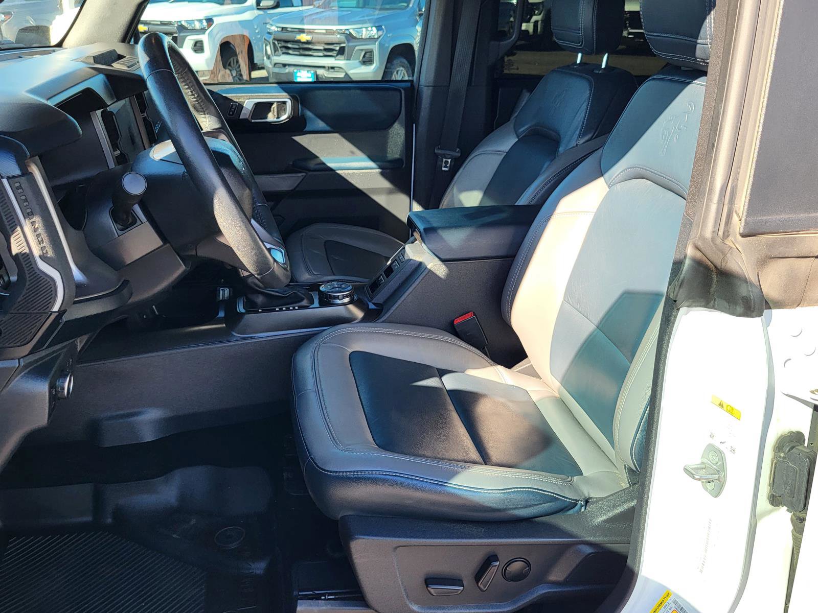 Used 2022 Ford Bronco Outer Banks w/ Sasquatch Package image 17