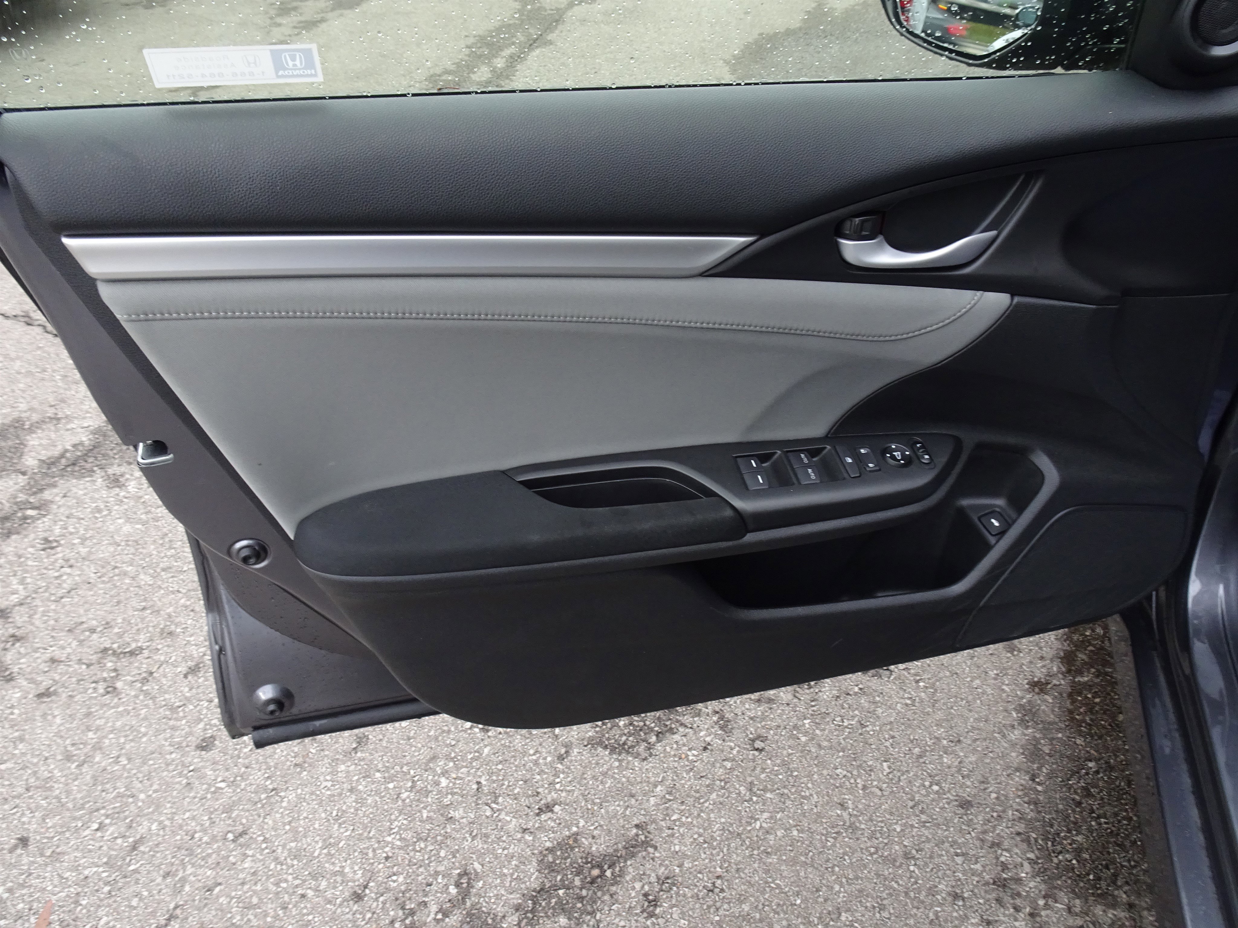 Used 2018 Honda Civic EX-T image 13