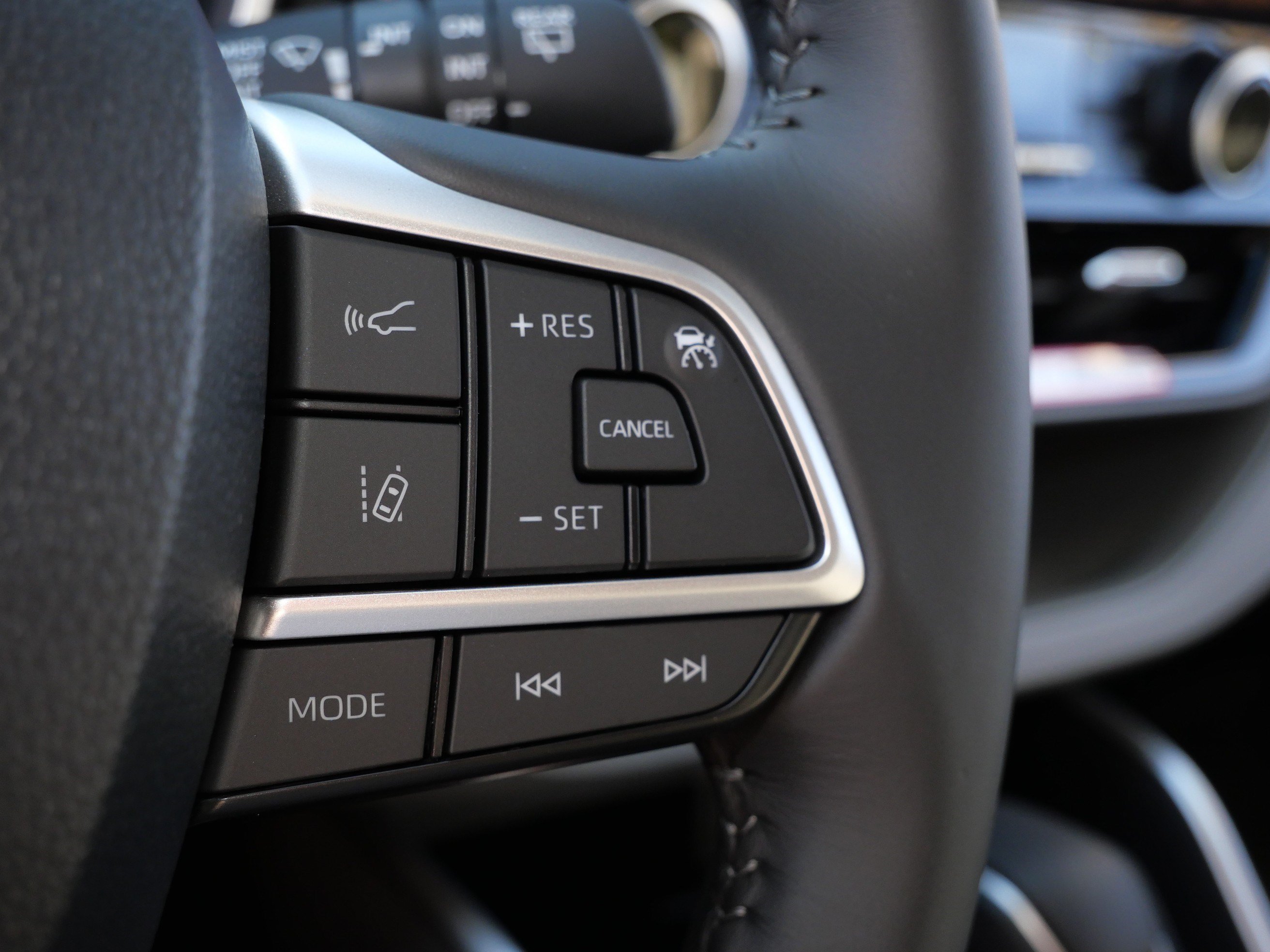 Certified 2026 Toyota Highlander XLE AWD/4WD image 28