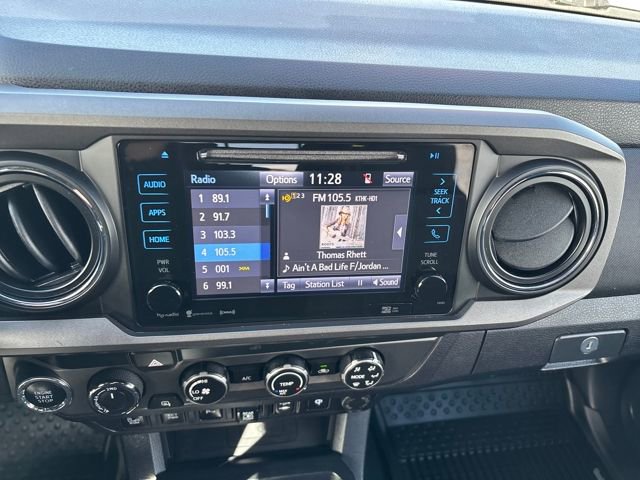 Used 2019 Toyota Tacoma TRD Off-Road w/ Technology Package image 19