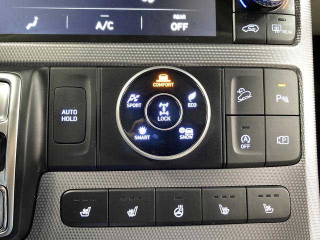 Used 2024 Hyundai Palisade Calligraphy image 25