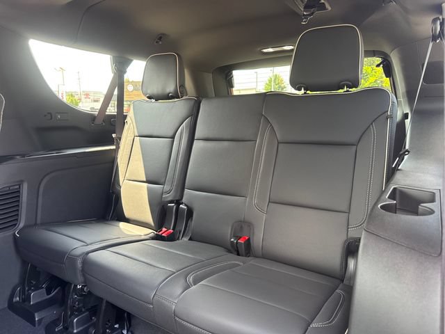 New 2026 GMC Yukon XL Elevation w/ Elevation Premium Package AWD/4WD image 12