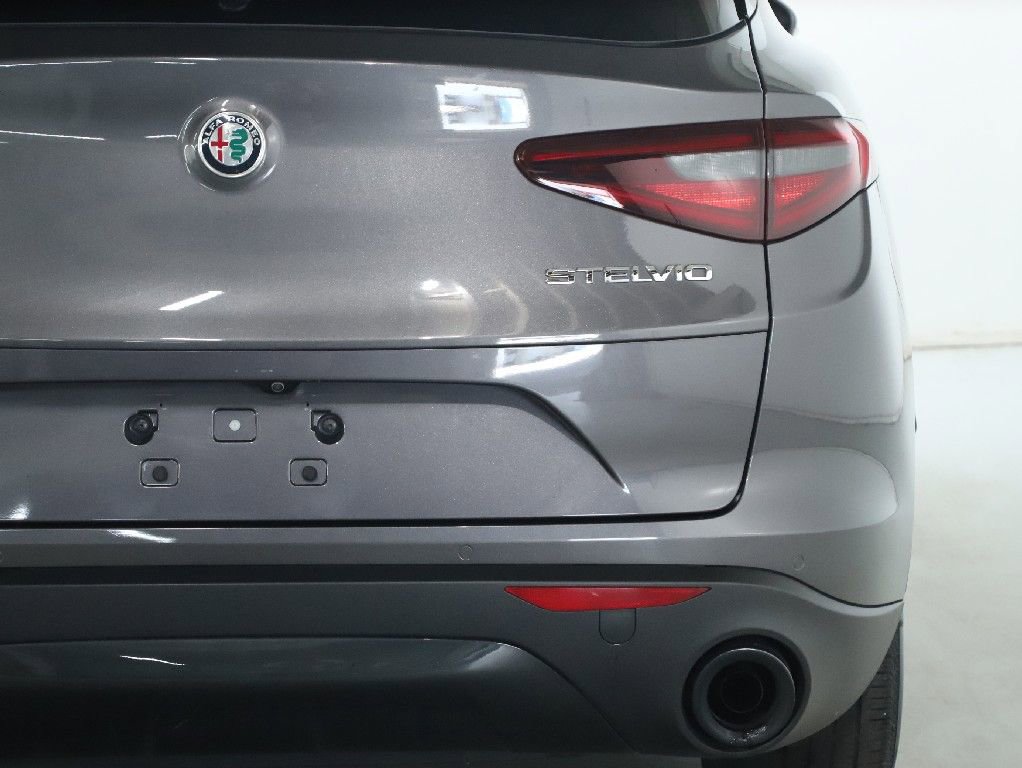 Used 2023 Alfa Romeo Stelvio Sprint AWD/4WD image 46