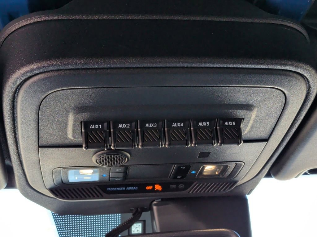 Used 2024 Ford Bronco Wildtrak image 22