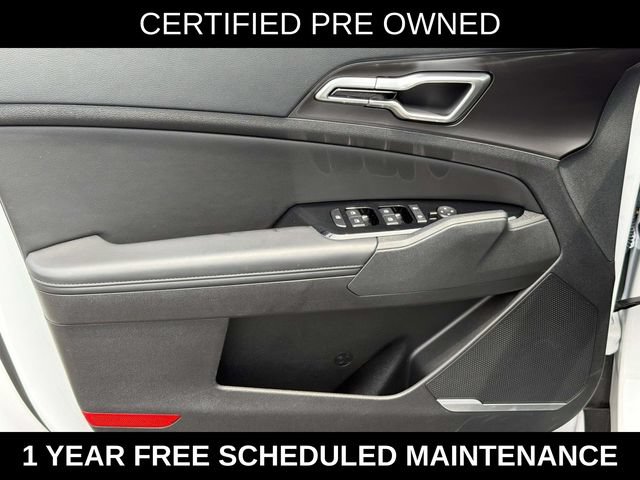 Used 2025 Kia Sportage EX FWD image 16