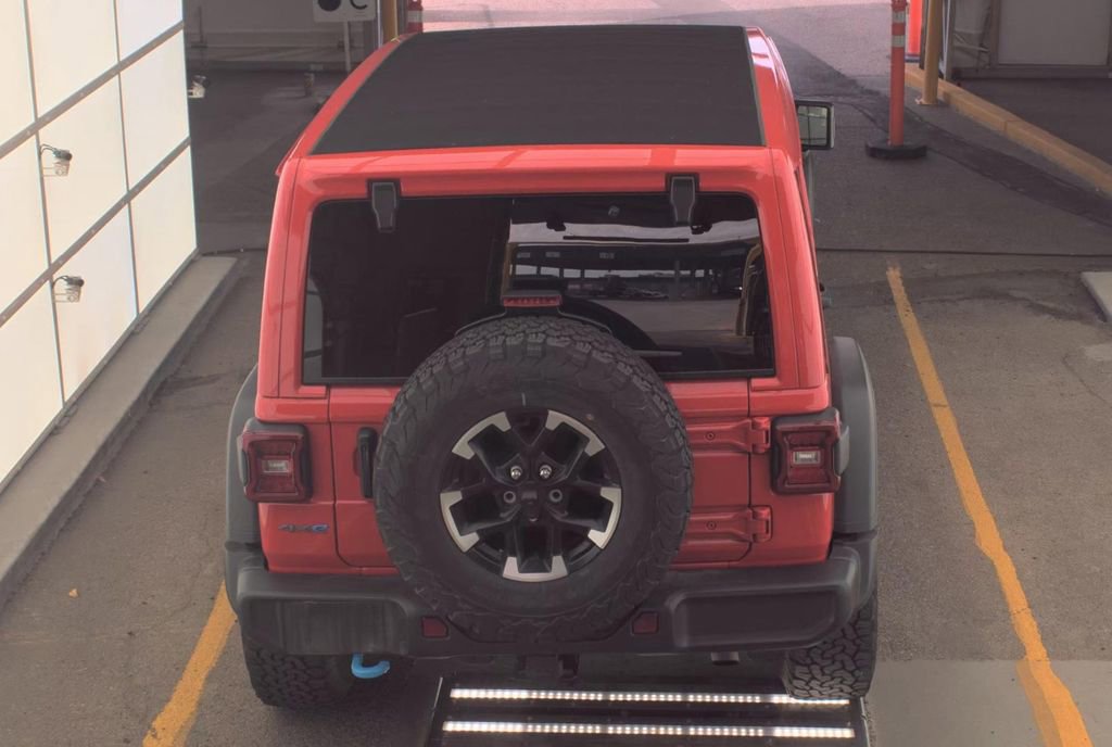 Certified 2025 Jeep Wrangler Unlimited Rubicon 4xe w/ Convenience Group image 8