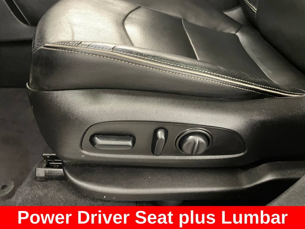 Used 2019 GMC Terrain Denali w/ Advanced Safety Package AWD/4WD image 11
