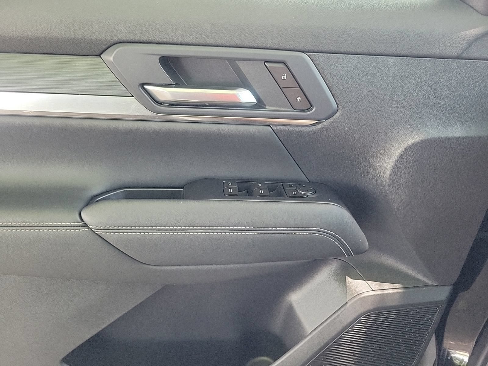 New 2026 GMC Terrain Elevation FWD image 14