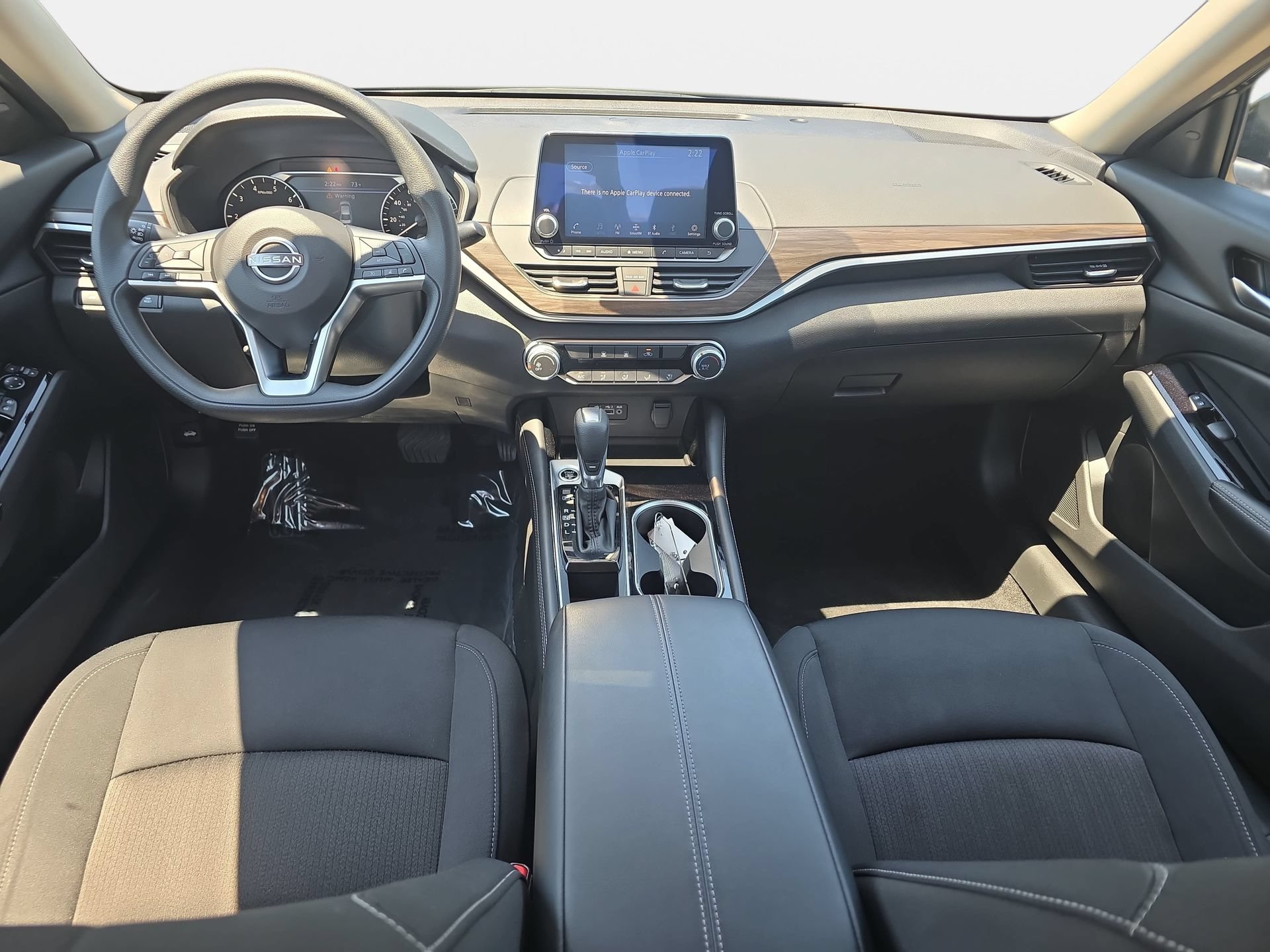 Used 2023 Nissan Altima 2.5 SV FWD image 9