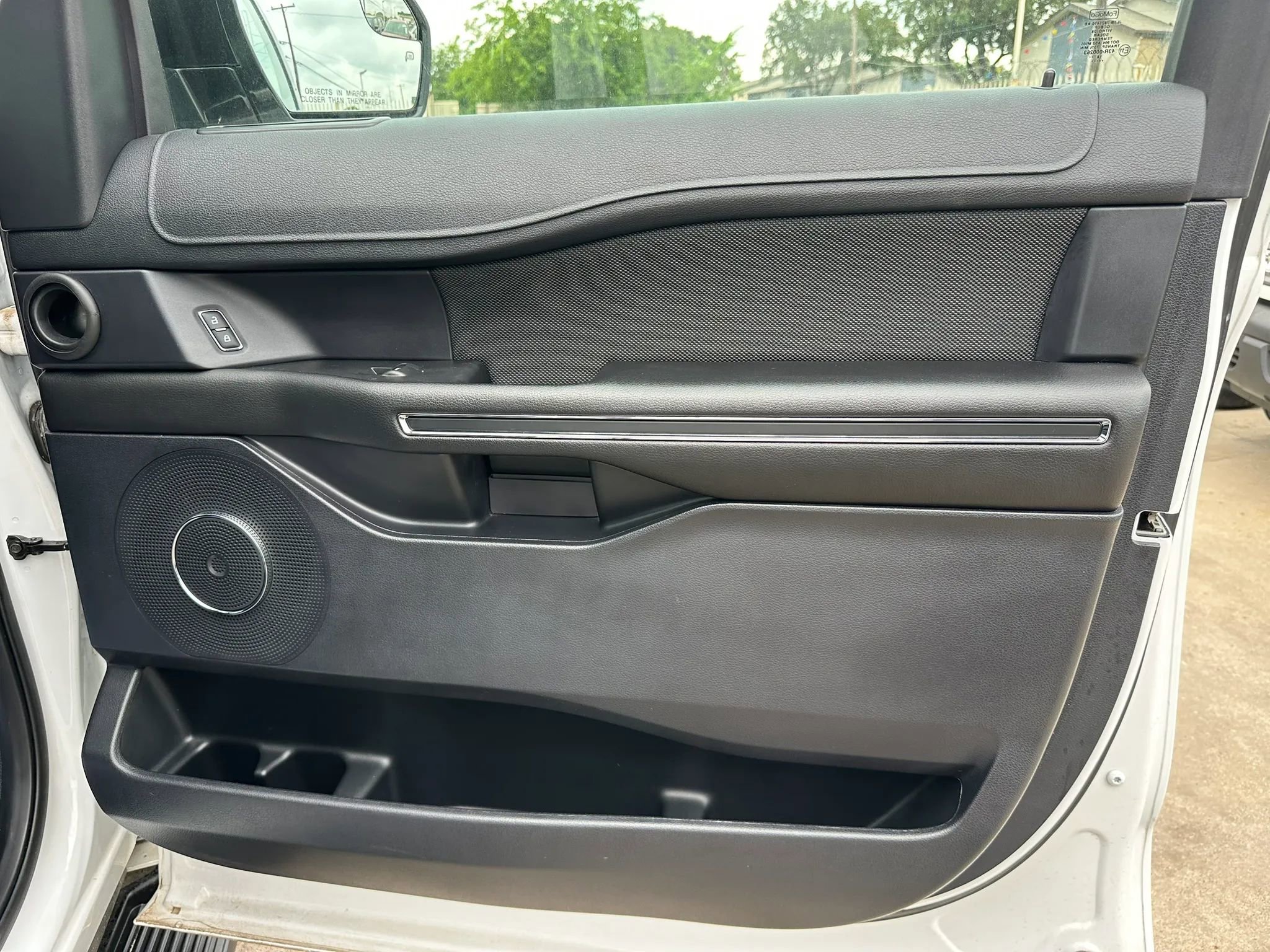 Used 2019 Ford Expedition Max XL RWD image 16