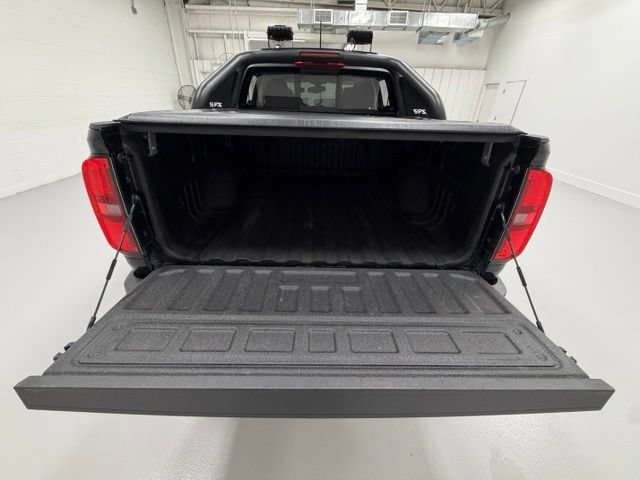 Certified 2022 Chevrolet Colorado ZR2 w/ ZR2 Midnight Special Edition AWD/4WD image 24