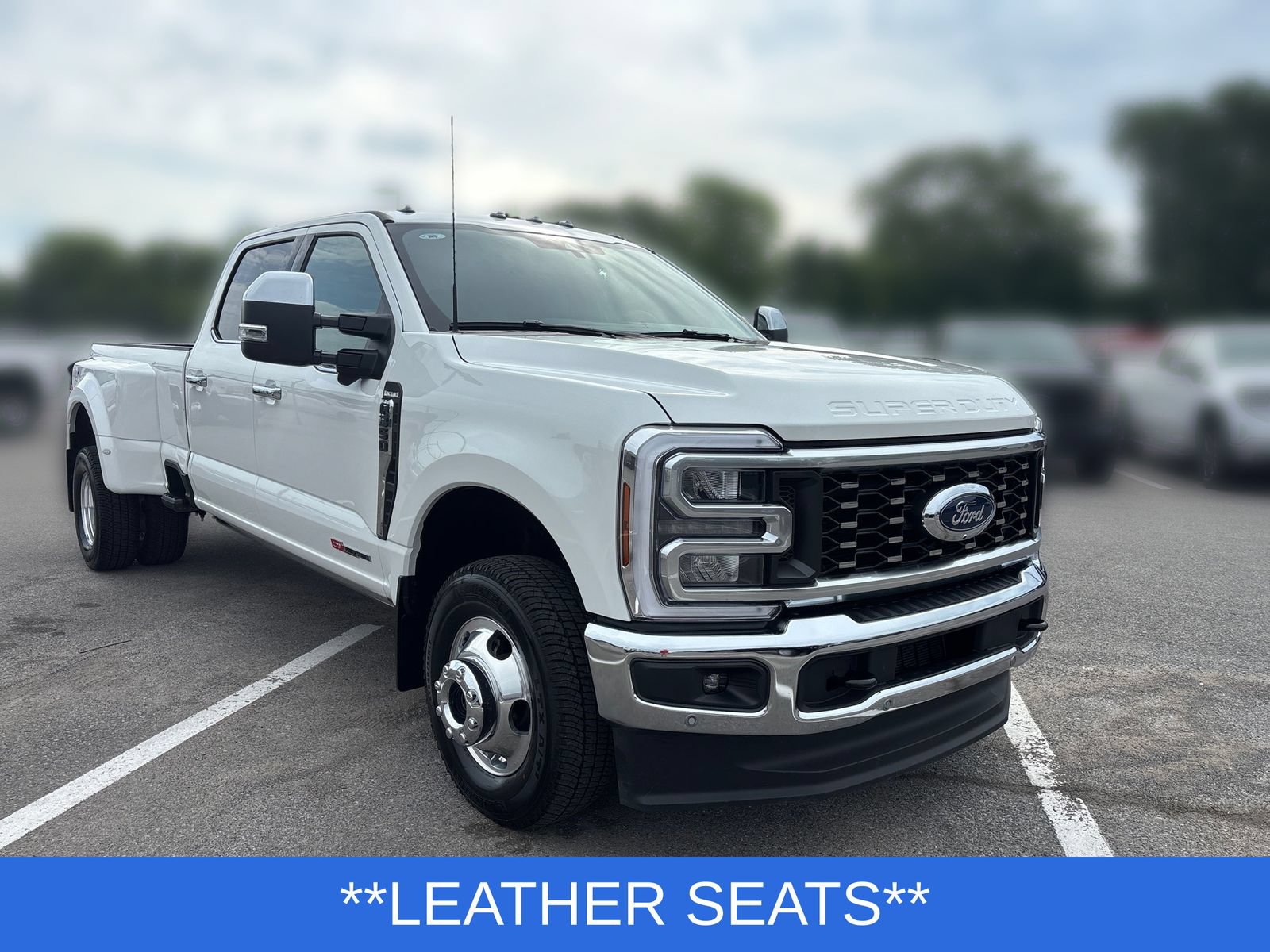 Used 2026 Ford F350 King Ranch w/ Chrome Package AWD/4WD image 8