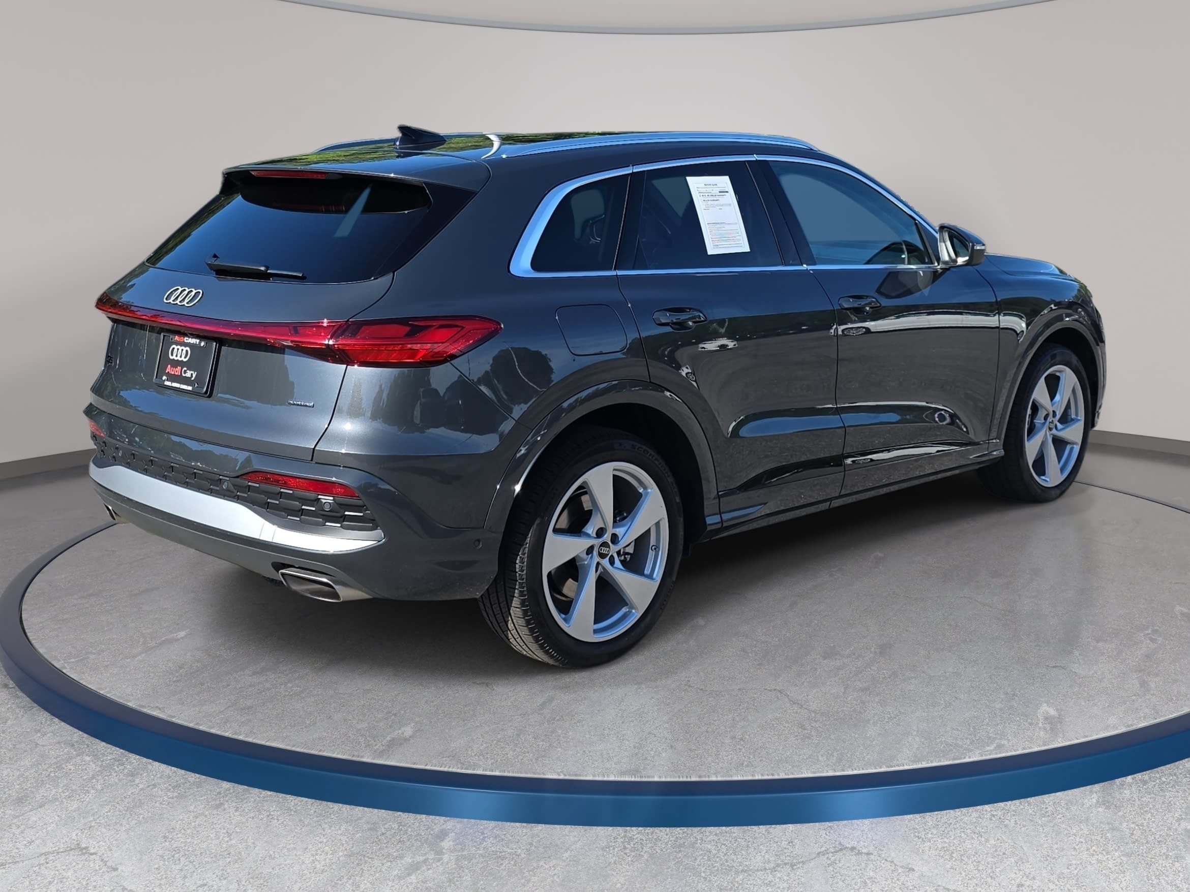 Used 2025 Audi Q5 Prestige AWD/4WD image 5