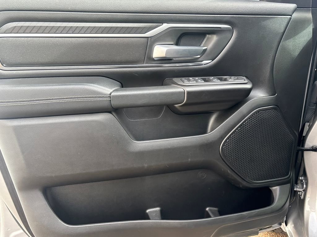 Used 2025 RAM 1500 Lone Star image 6