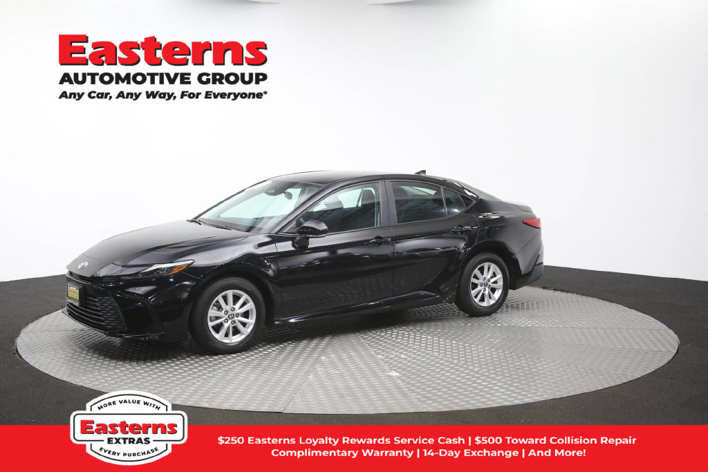Used 2026 Toyota Camry LE FWD image 58