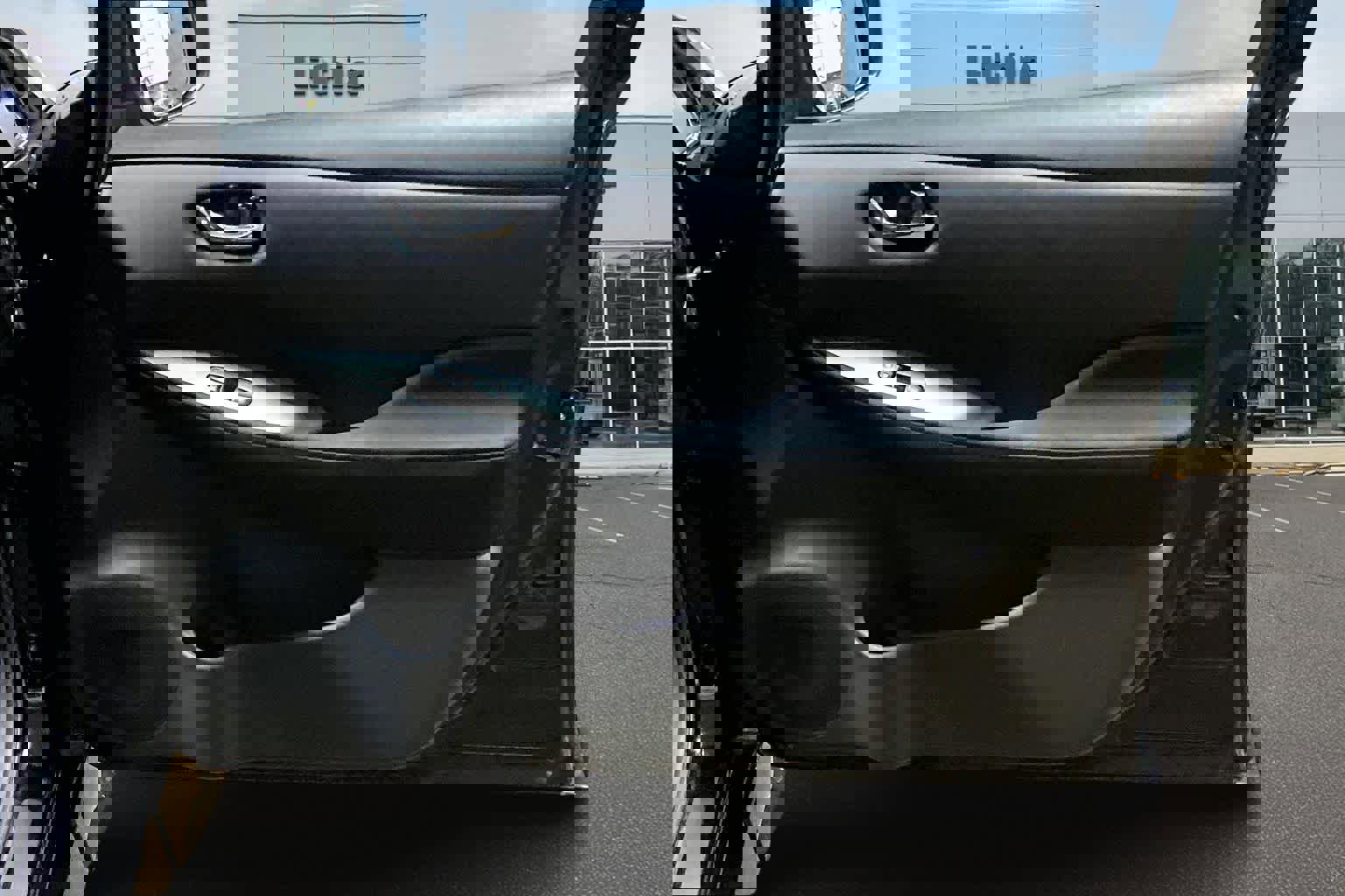 Used 2022 Nissan Leaf S Plus image 29