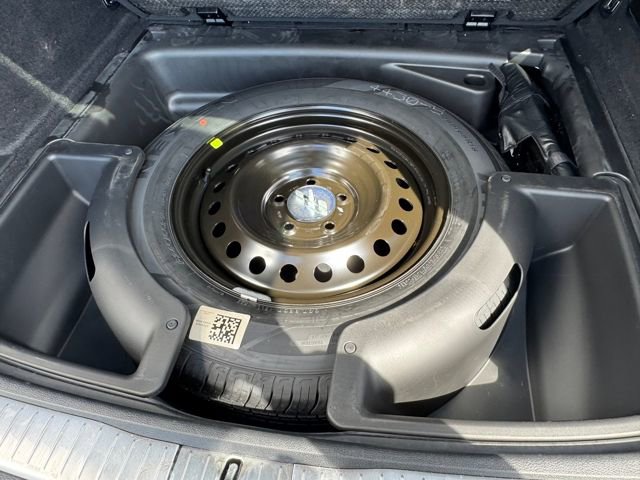 Used 2023 Jeep Grand Cherokee Overland w/ Luxury Tech Group IV image 26