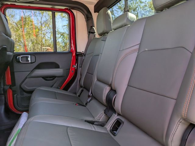 New 2026 Jeep Gladiator Mojave w/ Technology Group image 15