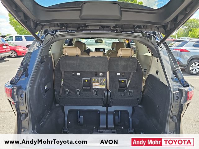 Used 2021 Toyota Sienna XLE w/ XLE Plus Package FWD image 12