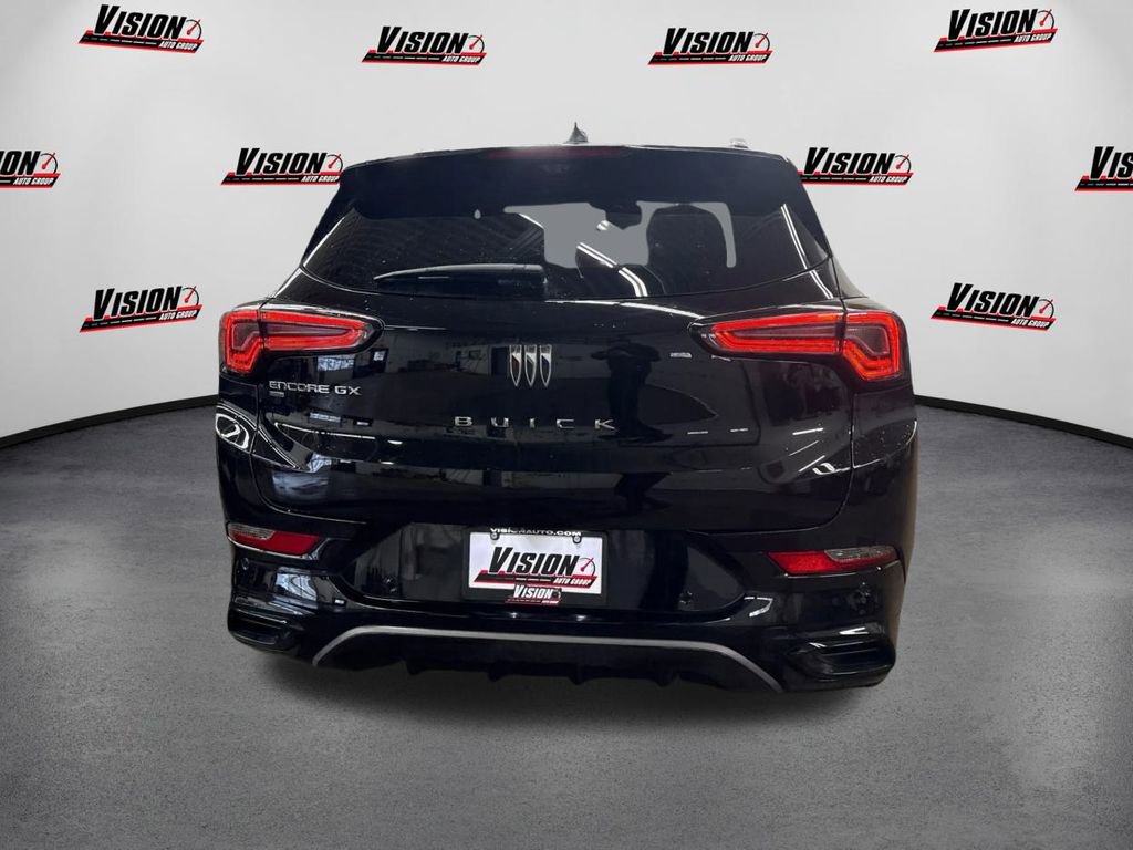 Used 2025 Buick Encore GX Avenir w/ Avenir Technology Package image 6