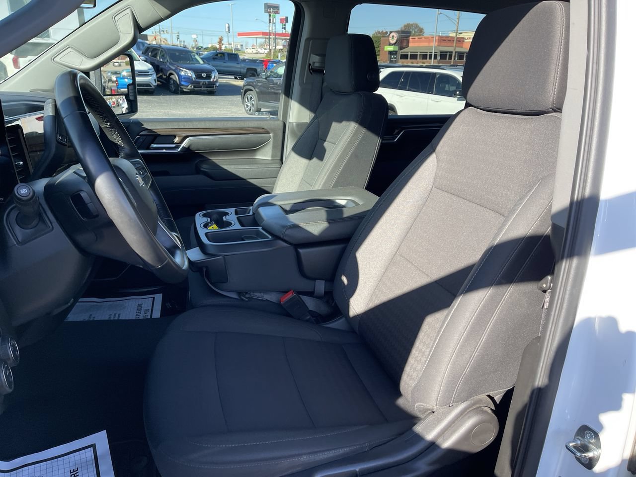 Used 2024 Chevrolet Silverado 2500 LT AWD/4WD image 19